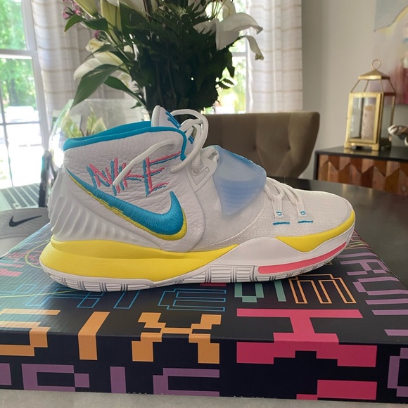 brand new kyrie 6 90s - Picture 2 of 7